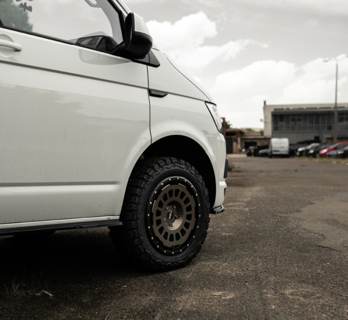 STREETEC 'offroad & camping' luftunderstell -  brakettmontering